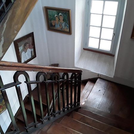 La Suite Du Peintre Oloron-Sainte-Marie Exteriör bild