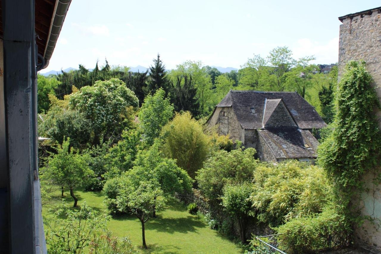La Suite Du Peintre Oloron-Sainte-Marie Exteriör bild
