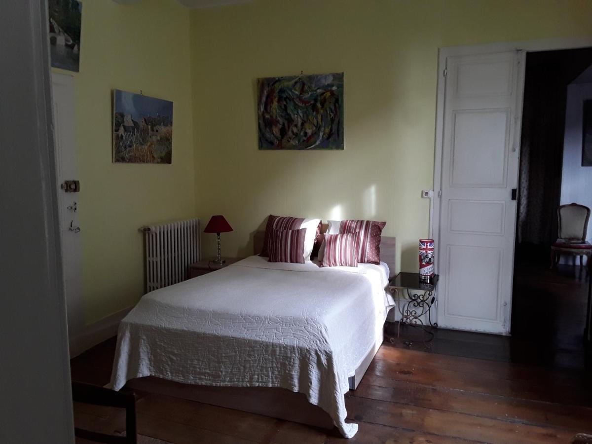 La Suite Du Peintre Oloron-Sainte-Marie Exteriör bild