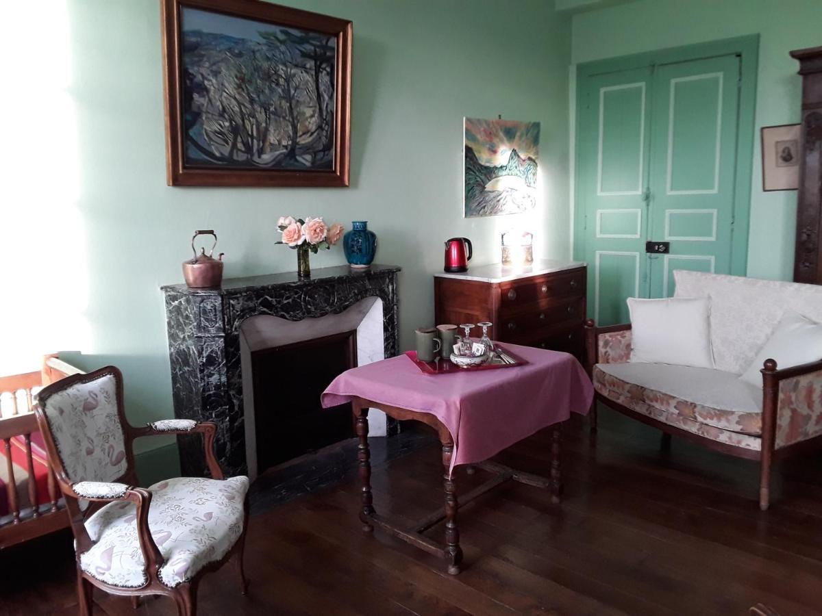 La Suite Du Peintre Oloron-Sainte-Marie Exteriör bild
