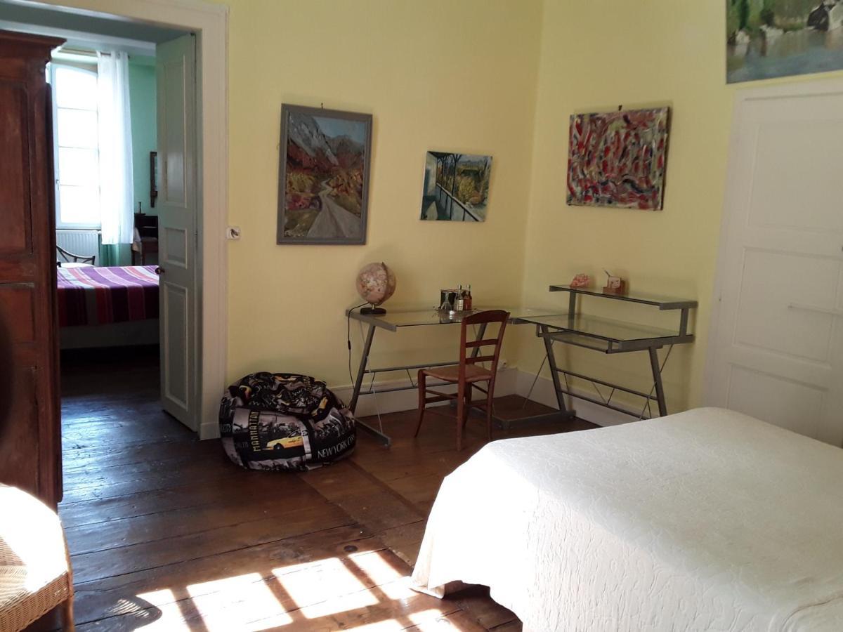 La Suite Du Peintre Oloron-Sainte-Marie Exteriör bild